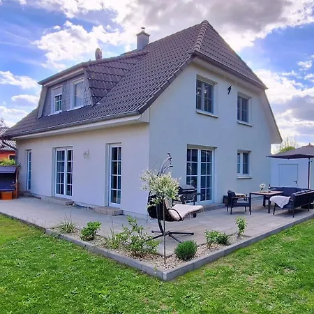 Haus-am-see-pratzschwitz Holiday home Pirna