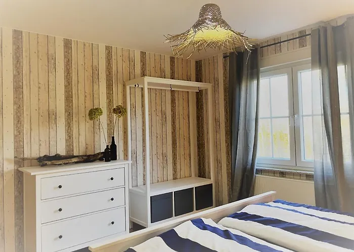 Haus-am-see-pratzschwitz Holiday home *